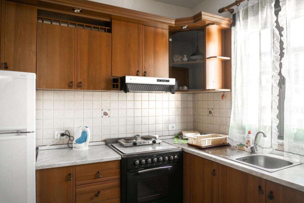 City Center Two Private Bedrooms Near Scanderbeg Square On Shared Apartment Tirana Exterior photo